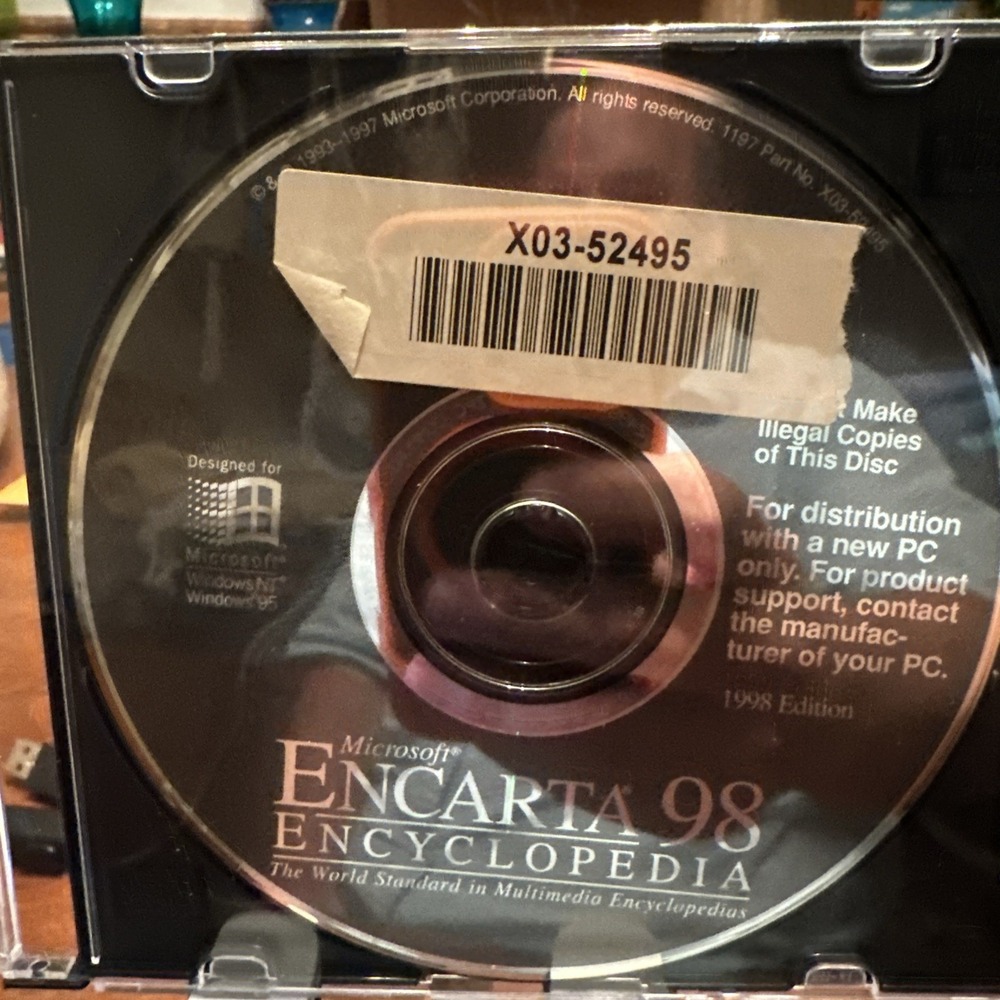 Microsoft Encarta 98 Encyclopedia PC Windows Software CD Only X03-52495